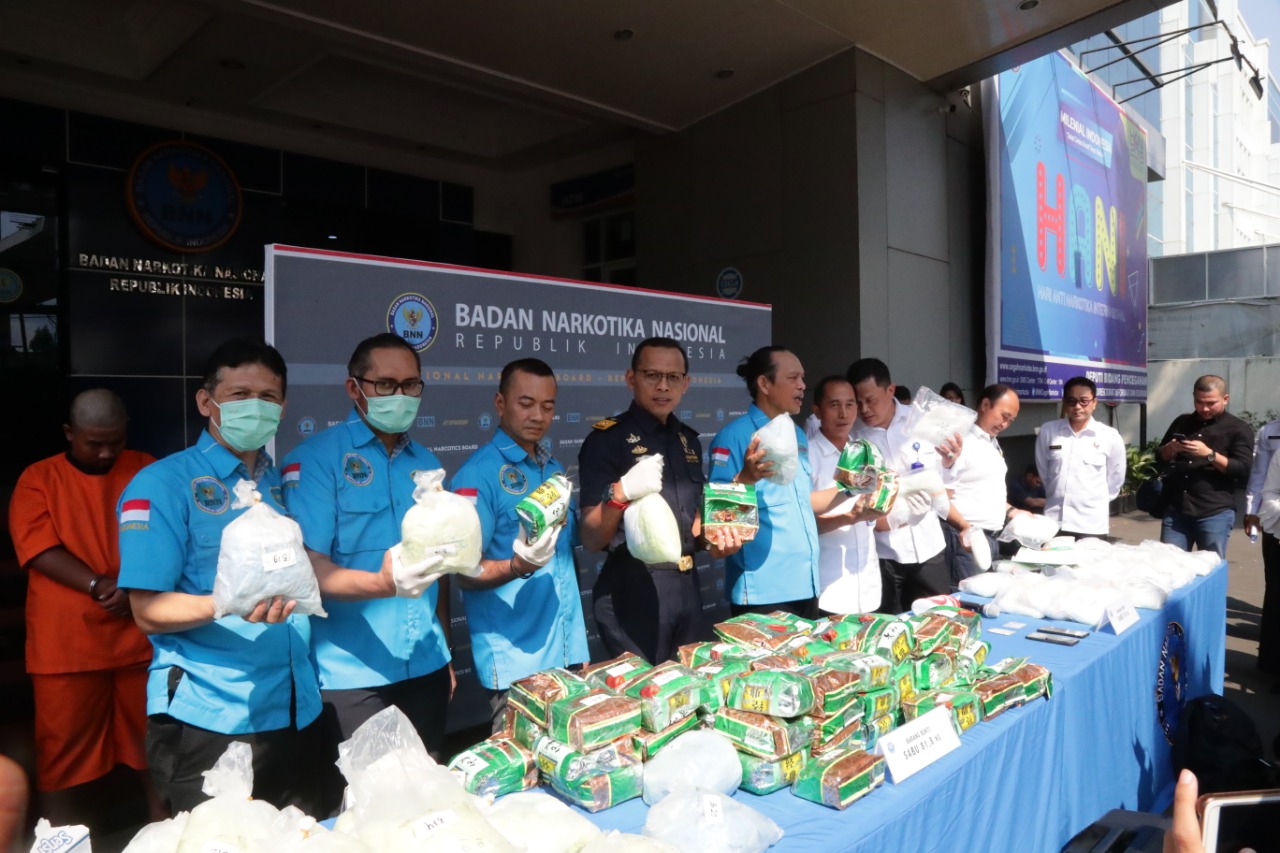 bnn 4 BNN-Polri-Bea Cukai Ungkap Peredaran 38 Kg Sabu Modus Ship to Ship/fajarbadung.com