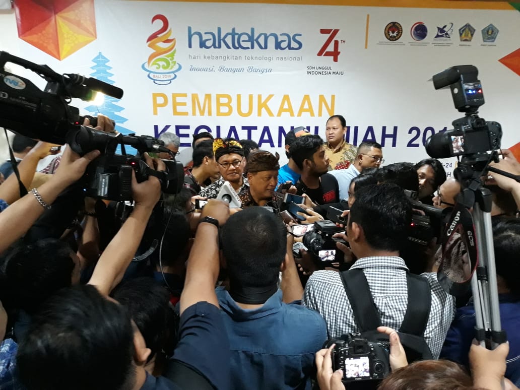 Menristekdikti Minta Rektor Di Indonesia Menjamin Tidak Ada Diskriminasi Terhadap/fajarbadung.com