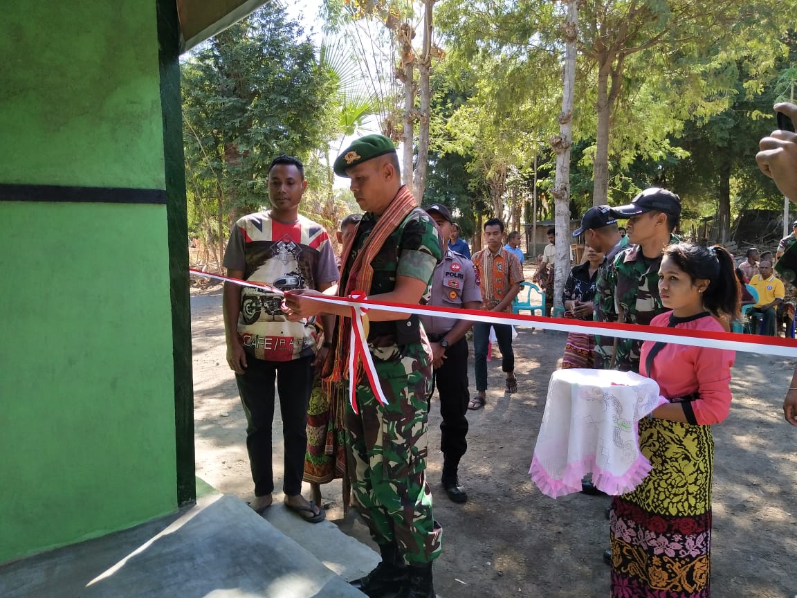 bedah rumah 2 Bertugas Sejak November 2018, Satgas Pamtas Rampungkan Bedah Rumah Ke-12 Warga Perbatasan RI-RDTL/fajarbadung.com
