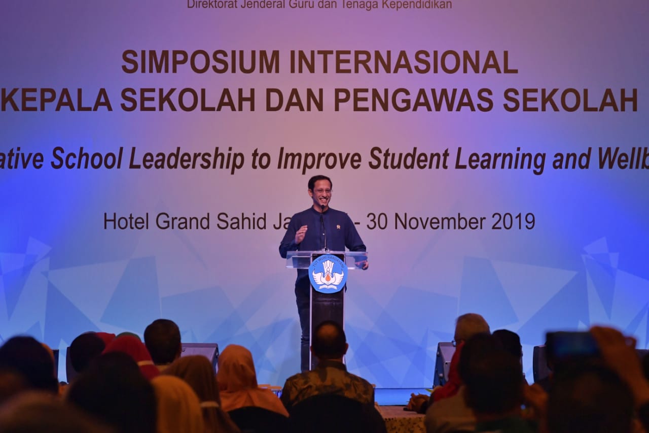 mendikbud 1 Mendikbud Ajak Kepala Sekolah dan Pengawas Sekolah Jadi Sosok Pemimpin yang Melayani/fajarbadung.com
