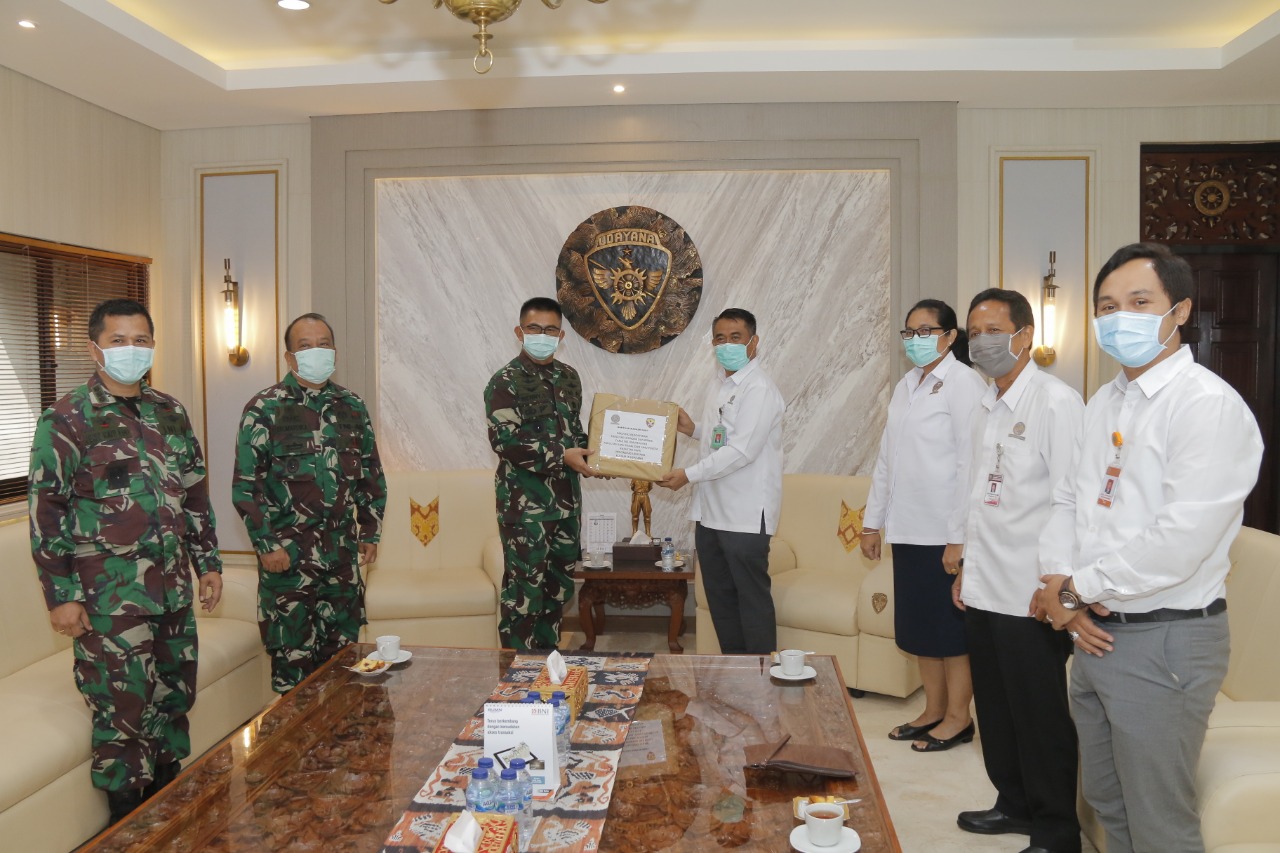 kodam x udayana april 2 Kodam IX/Udayana Siap Distribusikan 3.000 Masker dari Fakultas Kedokteran Unud/fajarbadung.com