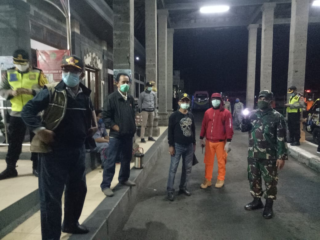 tinjau gilimanuk Gugus Tugas Percepatan Penanganan Covid 19 Kabupaten Jembrana Sidak Pelabuhan Gilimanuk/fajarbadung.com
