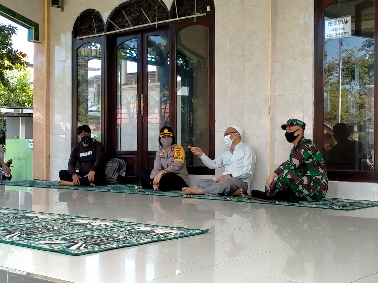 dandim cek kesiapan Dandim Karangasem Cek Kesiapan Tempat Ibadah Jelang New Normal/theeast.co.id