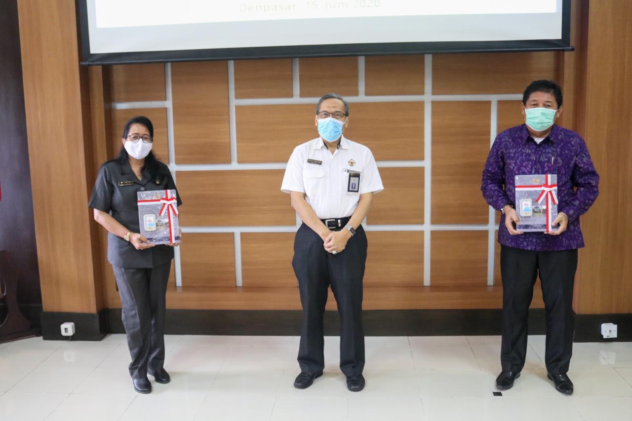 pemkab jembrana juni Enam Kali Beruntun, Pemkab Jembrana Raih Penghargaan WTP/fajarbadung.com