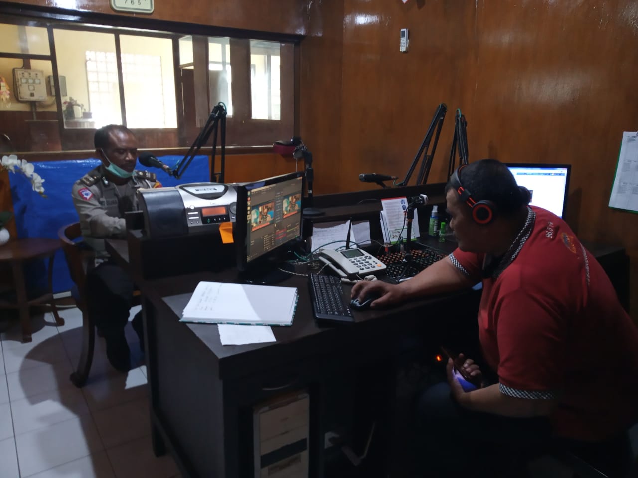 polres baudng juli 68 Sosialisasi Operasi Patuh Lempuyang 2020, Satlantas Polres Badung Siaran di Radio/fajarbadung.com