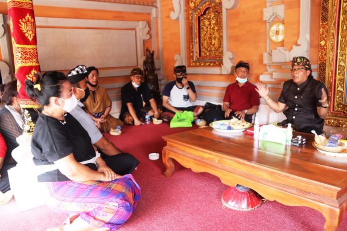 humas badung Bupati Melayat (3)