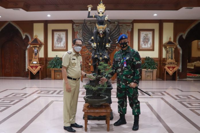 humas badung Wabup Terima Danlanud (2)