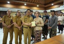 Seniman Fokus Berkarya, Bupati Badung Pastikan Hak Diterima Utuh Tanpa Potongan