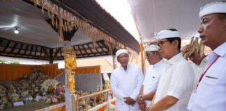 Bupati Badung Hadiri Karya Atma Wedana dan Manusia Yadnya Desa Adat Padonan