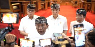 Gelar Sidang Paripurna, Dewan Badung Tetapkan Rekomendasi LKPJ Bupati 2025