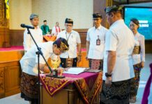 Perkuat Birokrasi Berbasis Merit, Bupati Adi Arnawa Lantik 156 Pejabat di Badung