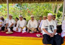 Bupati Adi Arnawa dan Wabup Bagus Alit Sucipta Hadiri Karya Tawur Balik Sumpah di Pura Luhur Uluwat