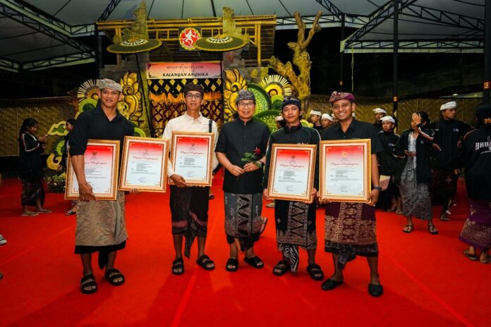 badung jul 34