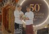 Hadiri HUT Ke-50 ST. Adnya Putra Darmasaba, Bupati Adi Arnawa Serahkan Dana Kreativitas Rp 20 Juta