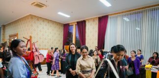 “Wastra Hitakara” Dimulai di Badung, Dorong Promosi Wastra Bali
