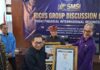 Wagub Bali Nyoman Giri Prasta Raih Anugerah Sahabat Pers Indonesia dari SMSI