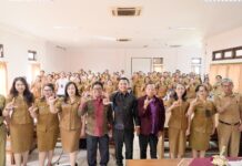 Diskerpus Badung Bekali Pustakawan, Guru, dan Pegiat Literasi Hadapi Banjir Informasi di Era Digital