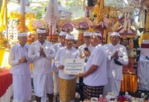 Bupati Badung Tandatangani Prasasti Karya Ngenteg Linggih di Pura Maspahit Canggu
