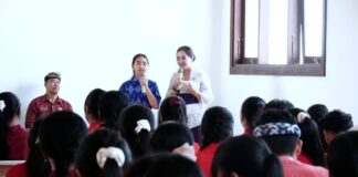 Bunda Anti Narkoba Badung Beri Arahan Tegas di SMPN 4 Kuta Utara