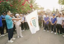 Gelar Aksi Menyapa dan Peduli di Kekeran, Ketua K3S Badung Serahkan BPJS Ketenagakerjaan dan Sembako