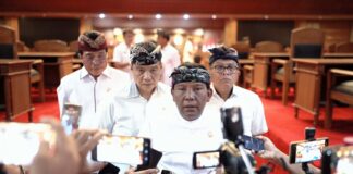 Gelar Rapat Paripurna, Dewan Bahas Penjelasan Bupati Badung atas Empat Raperda Modal PDAM dan Jamkrida